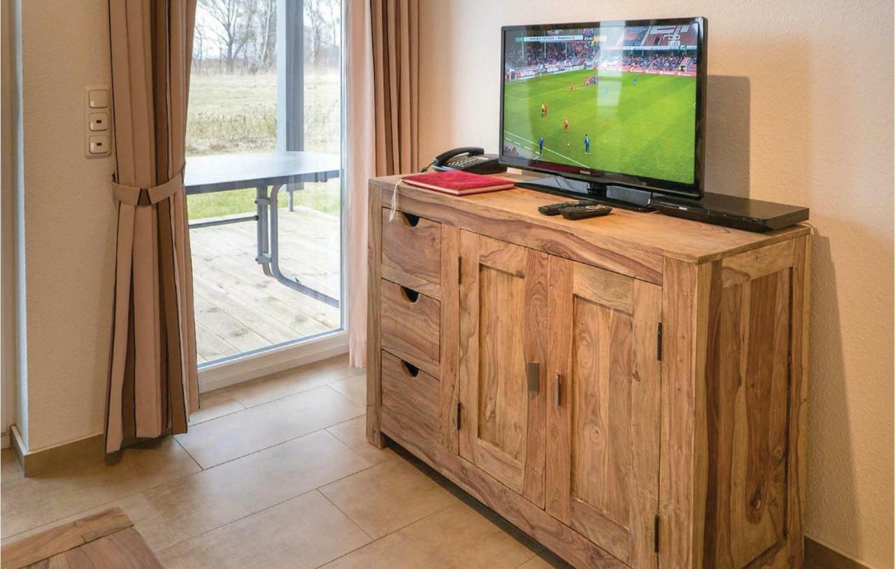Beautiful Apartment In Rechlin With Sauna Bagian luar foto